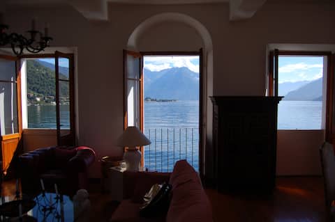 Successful Airbnb property: CASA RE amazing view in Gravedona Ed Uniti