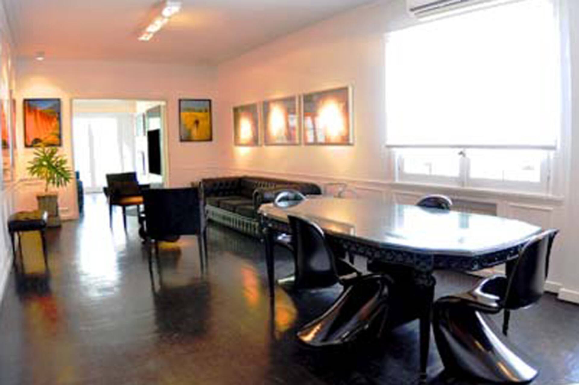 Two-bedroom apartment in Recoleta
