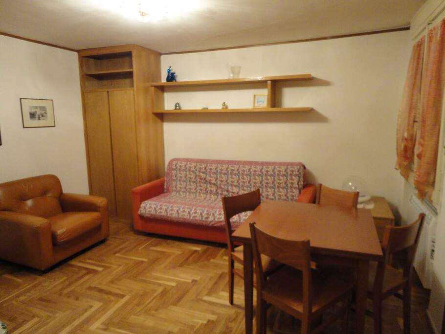 Il soggiorno con il divano letto