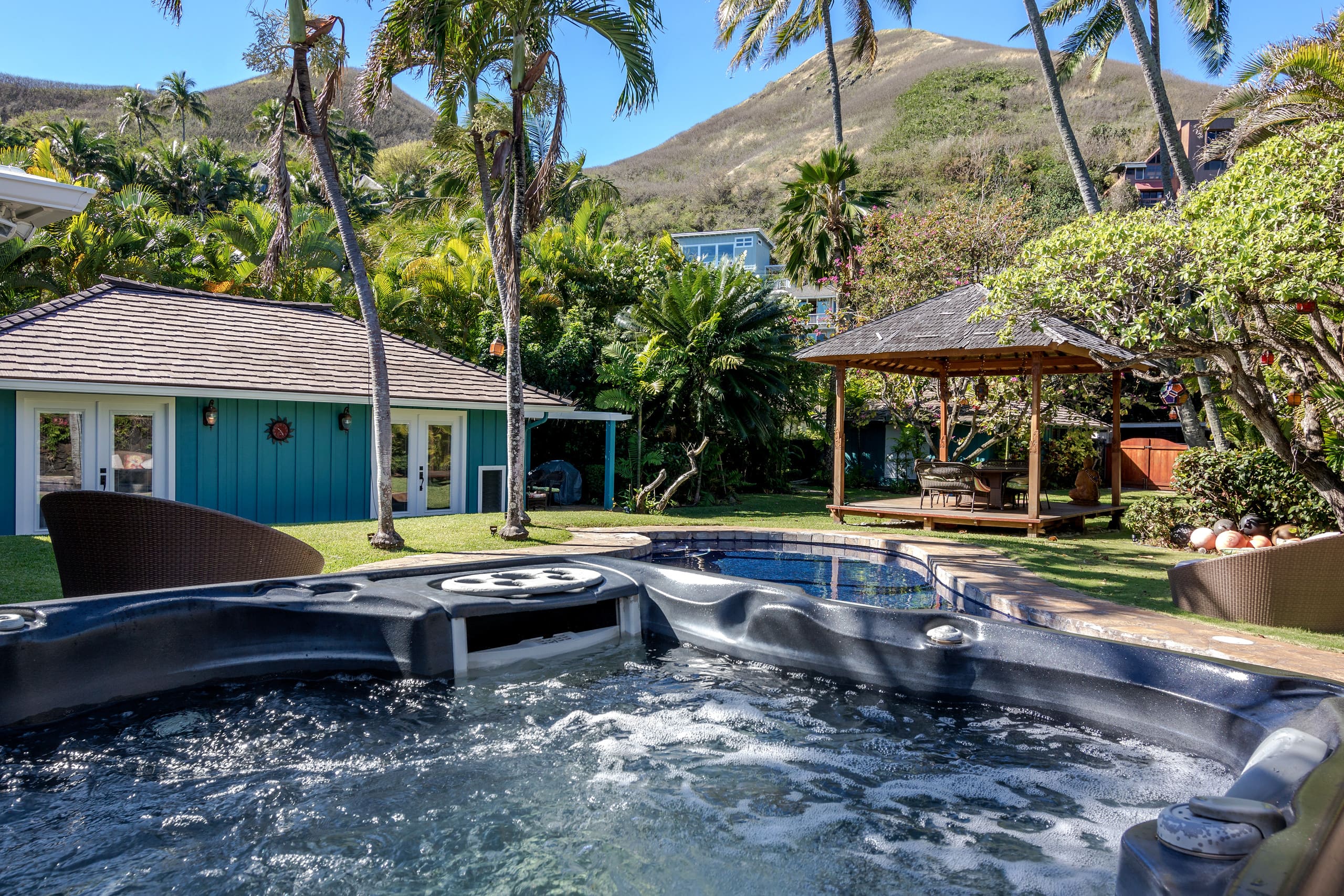 Home in Kailua · ★4.97 · 4 bedrooms · 4 beds · 3 baths - Image 14