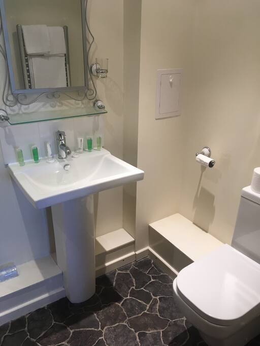 En Suite Bathroom