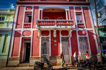 Casa Colonial de 1920 - the Mustard Room