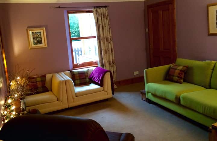 Quiet, Spacious City Cottage Close To River Ness - Inverness, UK
