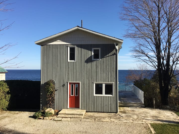 Waterfront Bay View Cottage Houses for Rent in Miller Lake, Ontario, Canada Airbnb