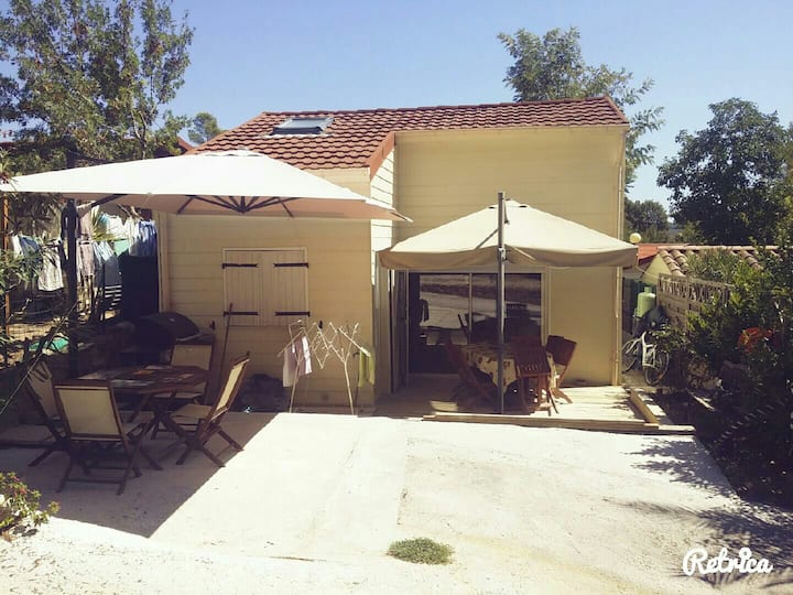 Logement Dans Un Chalet à La Crau - La Crau