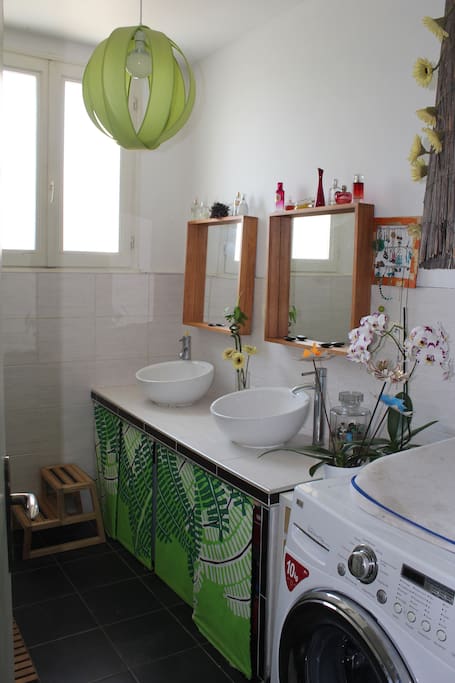 Salle de bain que nous partageons