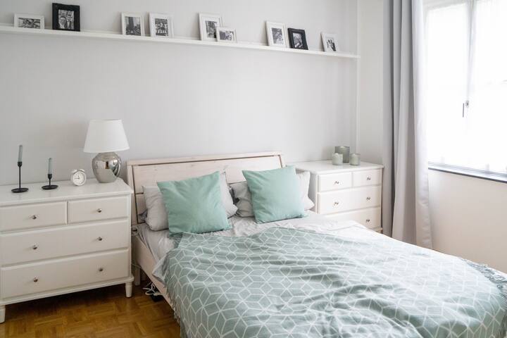 غرفة النوم (غرفة النوم)