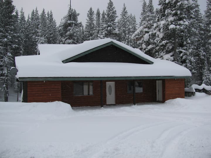 Summit Cabin con viste mozzafiato sul fiume! Chalet in affitto a Soda