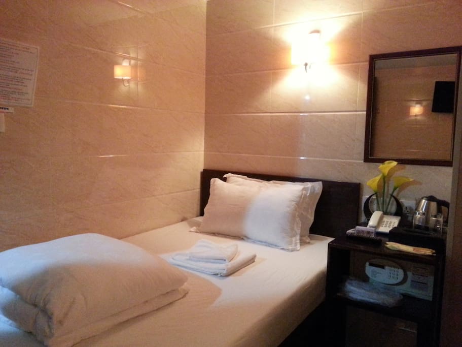 Single Room with Private Bathroom