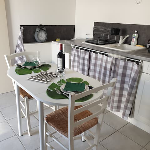 Top performing Airbnb: Small quiet house in Ajaccio in Ajaccio