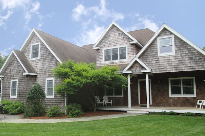 3400 Sq Ft Traditional Home - East Hampton