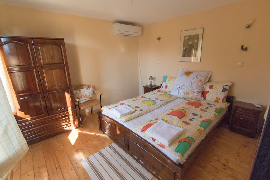 Double bed Bedroom