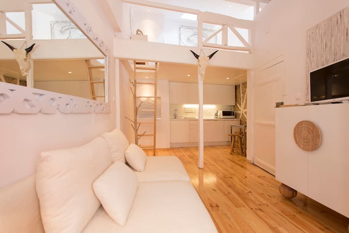 MEZZ APARTMENT - BY MAYORAL