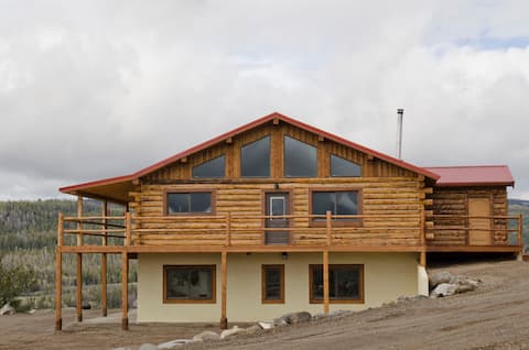 Eagle Nest, Stunning Mountain and River Views
