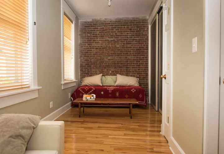 Riverside alcove with single bed off living room