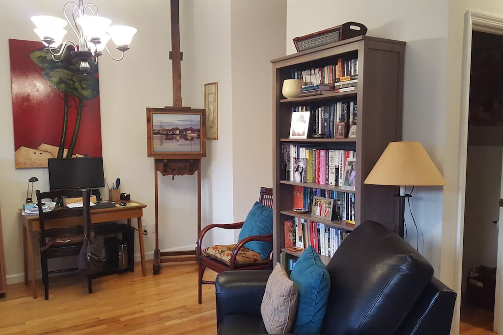 Plenty of books. A few have even been read.