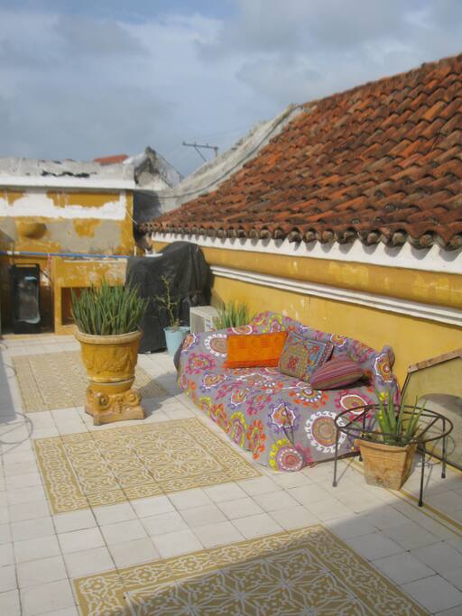 Terrace right next to Twin bedroom. Your own little private top floor