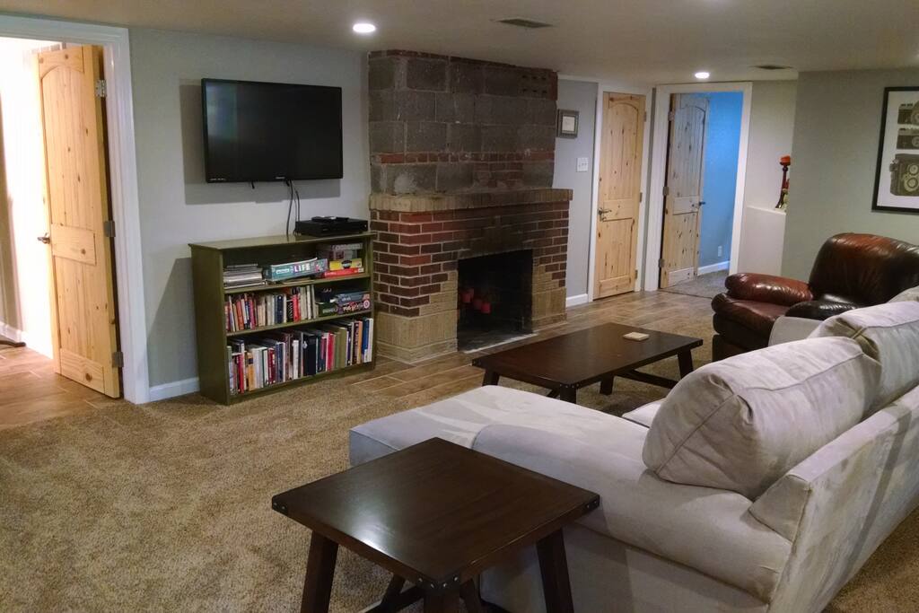 Fireplace, Entertainment, Living Space