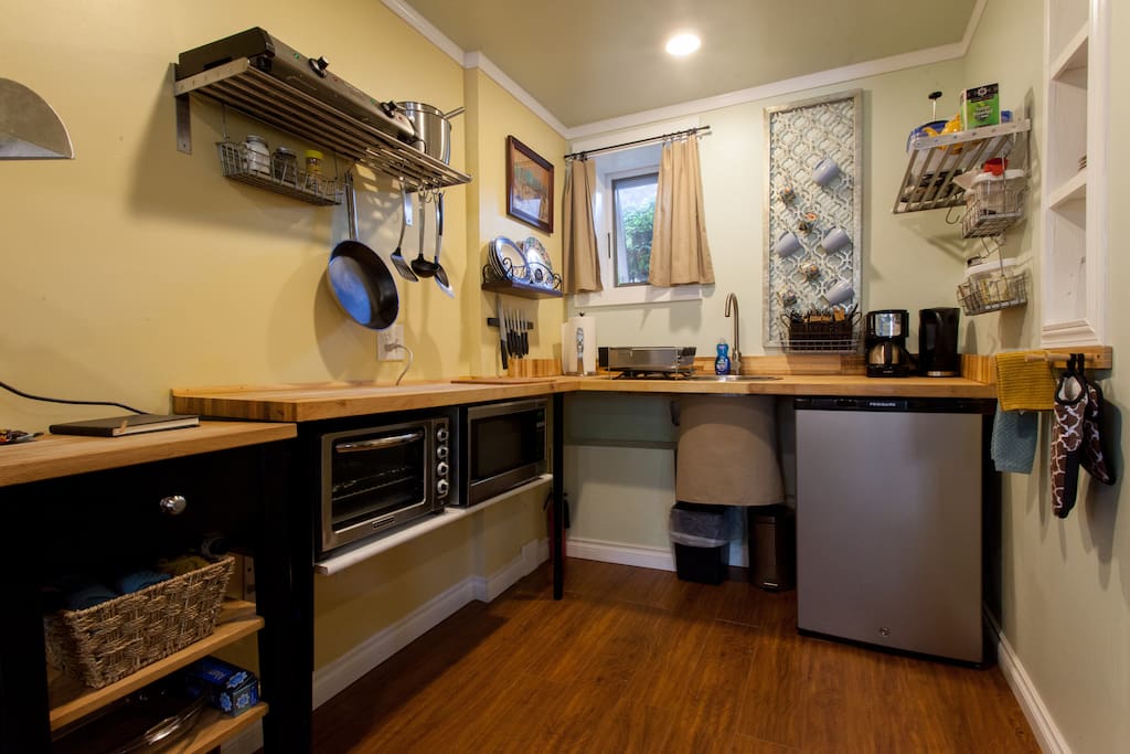 Well-Equipped kitchen