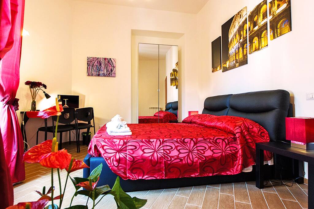 MICLAD B&B: Colosseum Guest House - Suite Cesare