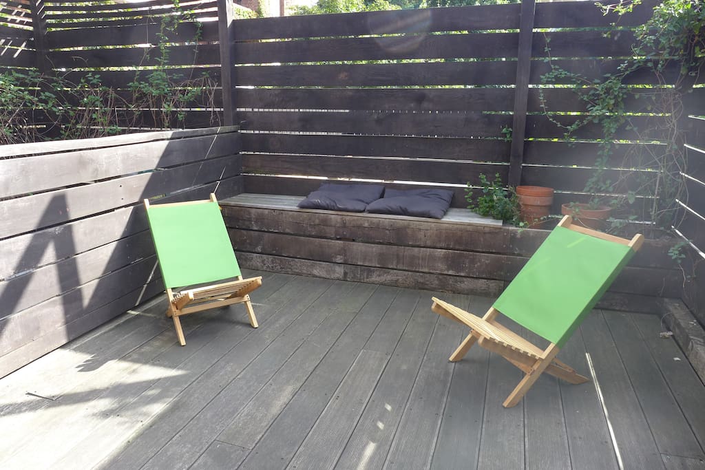 Private roof terrace: includes lounge chairs, and outdoor table and chairs for al fresco dining