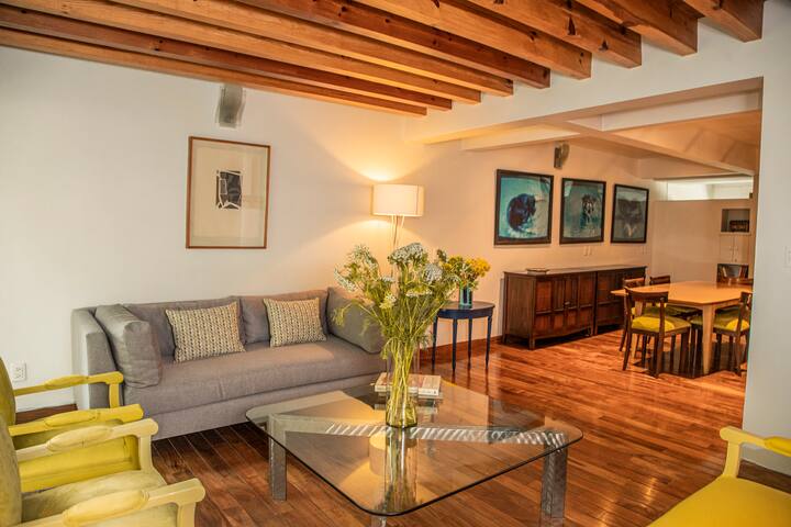 Casa Martha: Best Location & Comfort in La Condesa gallery image 2