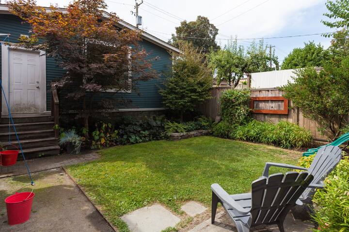 Character home ideal for families! gallery image 3