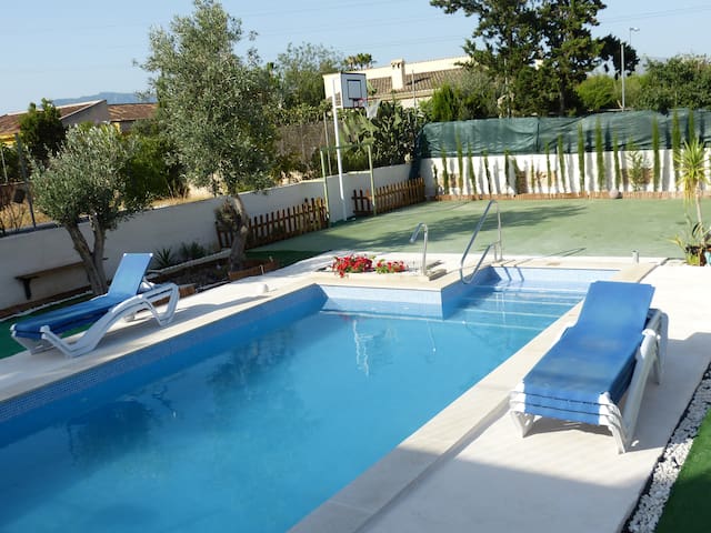 Amazing ecological house near cente