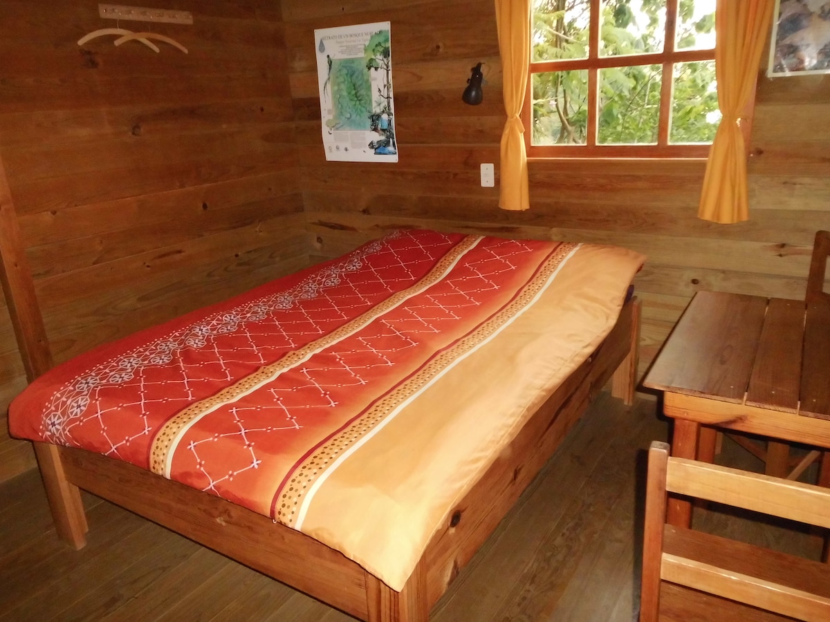 Bedroom with double bed