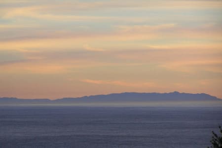 Malibu beach view studio apt-close to Santa Monica