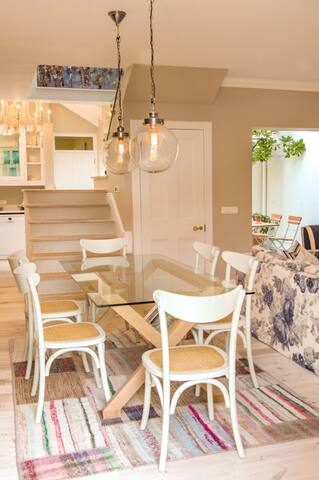 Charming Coastal Townhouse at The Majestic gallery image 5