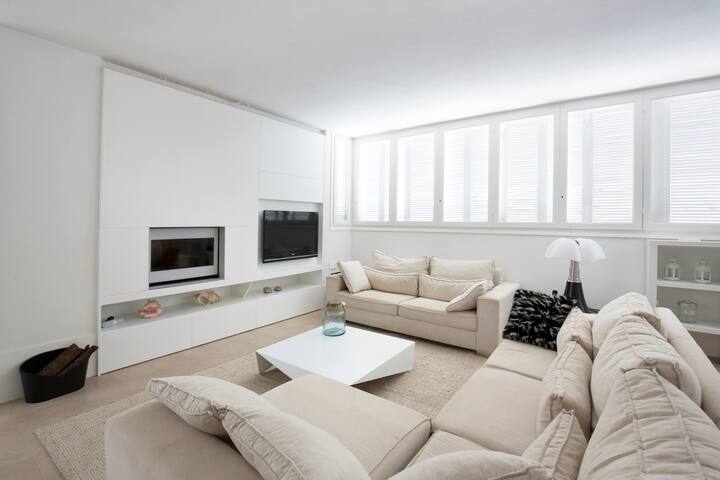 Family House near the beach gallery image 5