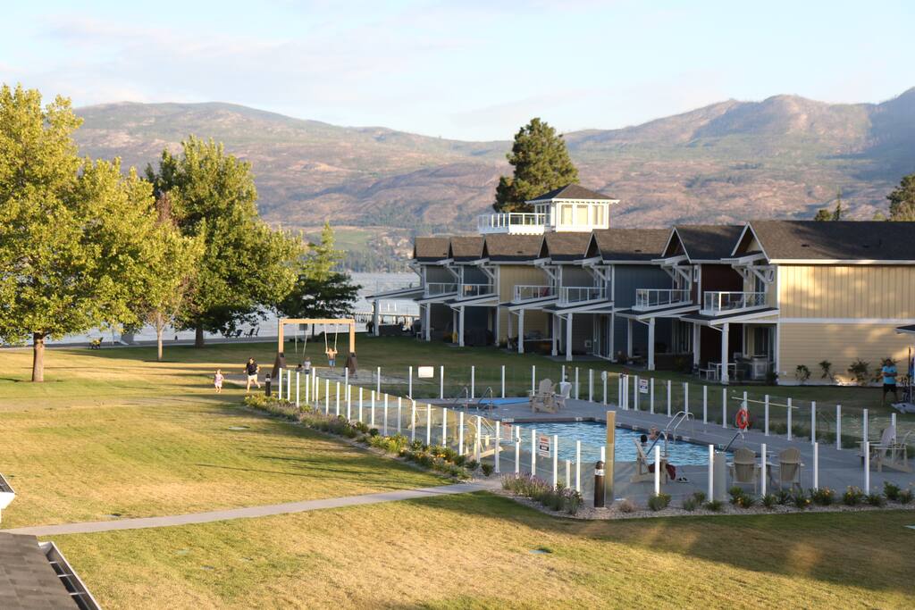 Boucherie Beach Front Cottage With Pool 11 Houses For Rent In
