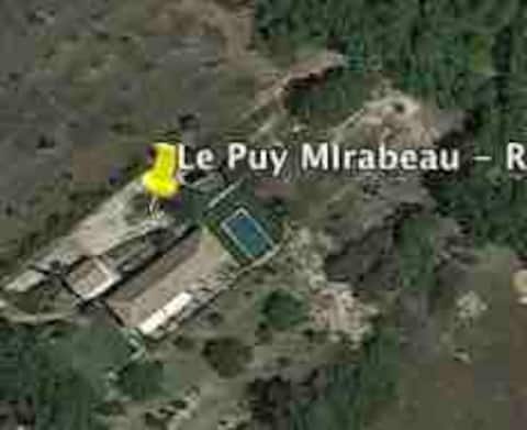 Top performing Airbnb: Studio-cabin in the heart of Luberon in Apt