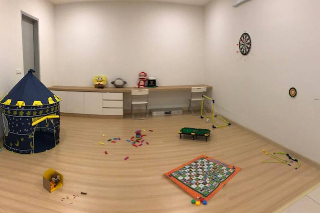 Children play area, could be working space too