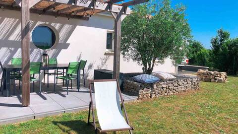 Family house close to Niort