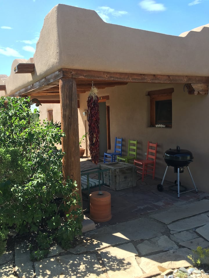 Santa Fe High Desert Solitude & Mtn Views! Bungalows for Rent in