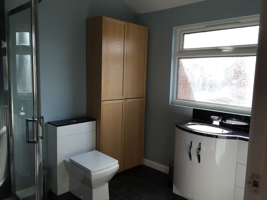 Ensuite Bathroom