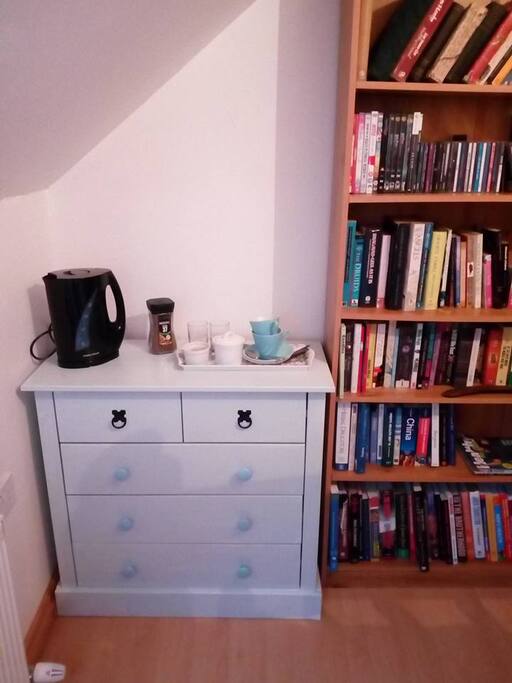 Tea and coffee in room