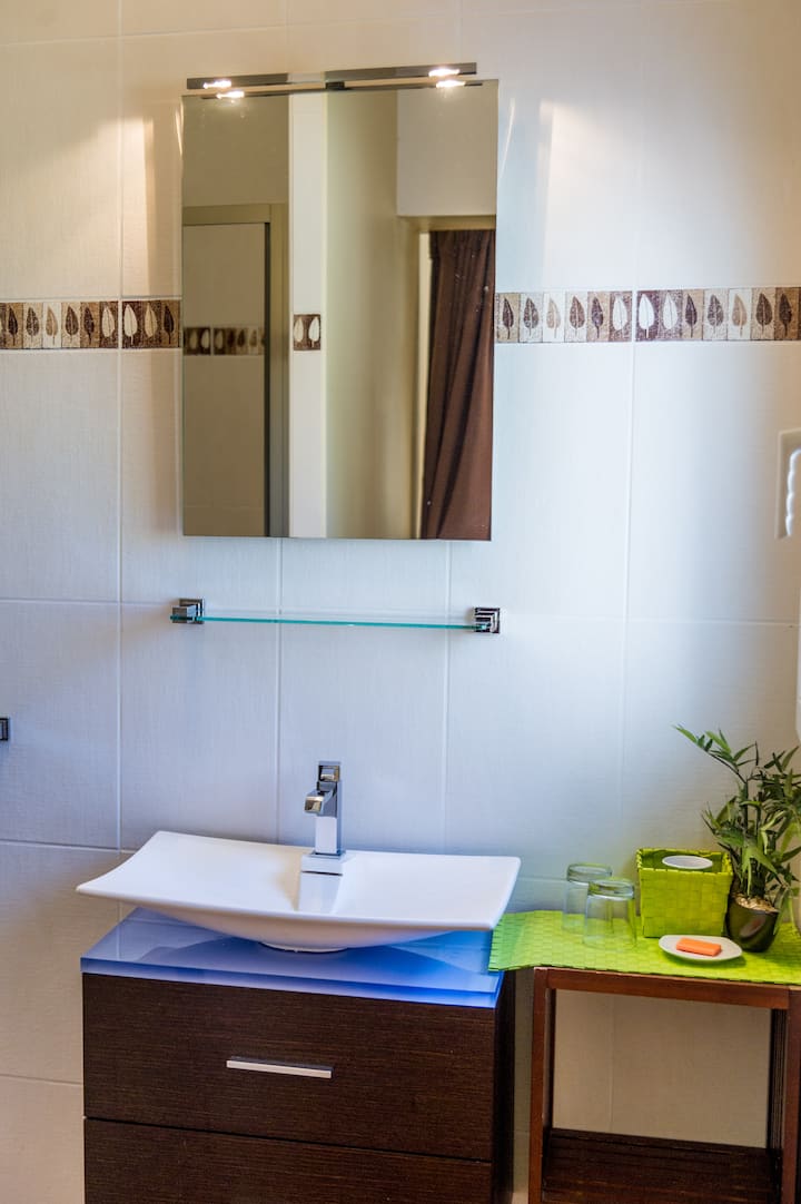 Стая за душ 4