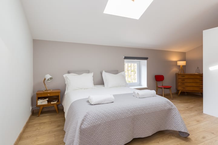 Le lit peut être transformé sur demande en deux lits une place