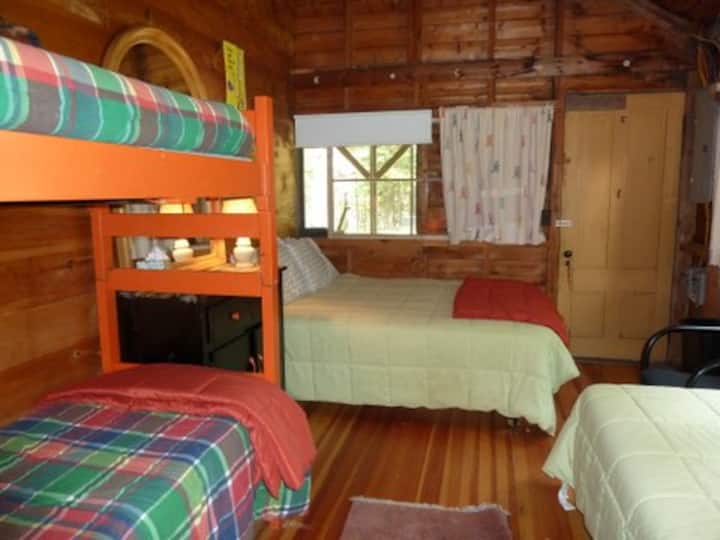 Dormitorio - doble y 3 individuales