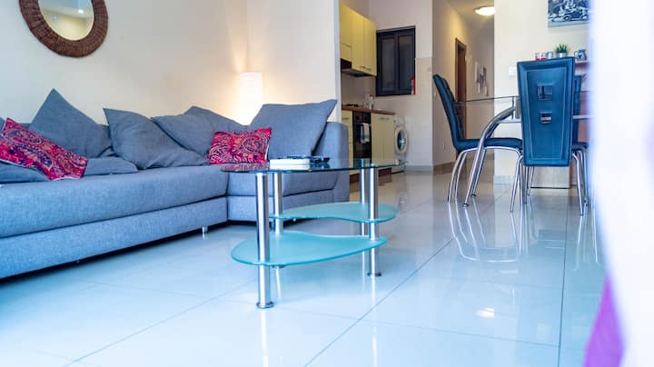 Seaside Apartment Steps From Balluta Bay - Valletta