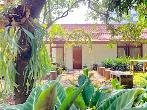 Oude Bandung Guesthouse