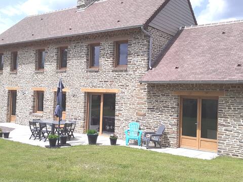 Landemeure cottage. House 10 beds, PRM access