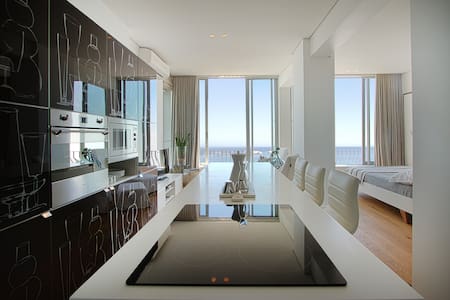 Clifton Beach Apartment