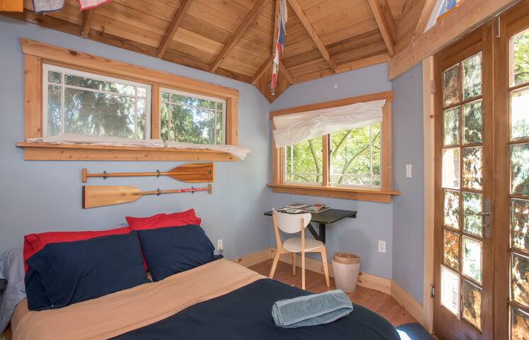 Boathouse - SE PDX