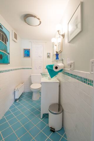 Waterfront Ocean Barrington gallery image 3