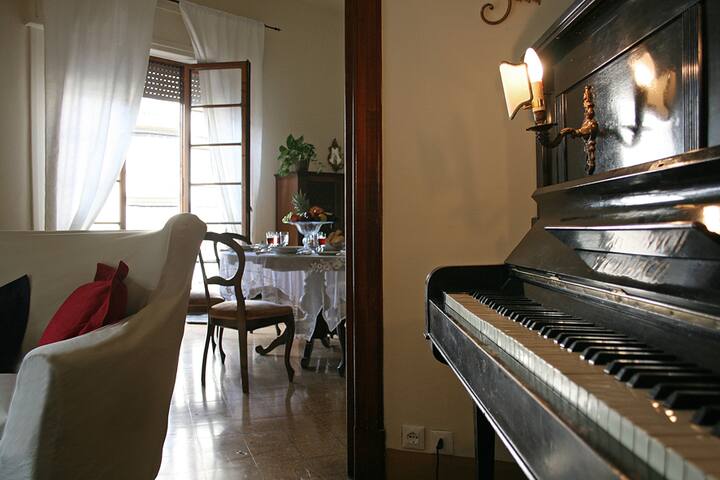 Residenza Oltrarno Guest House gallery image 2