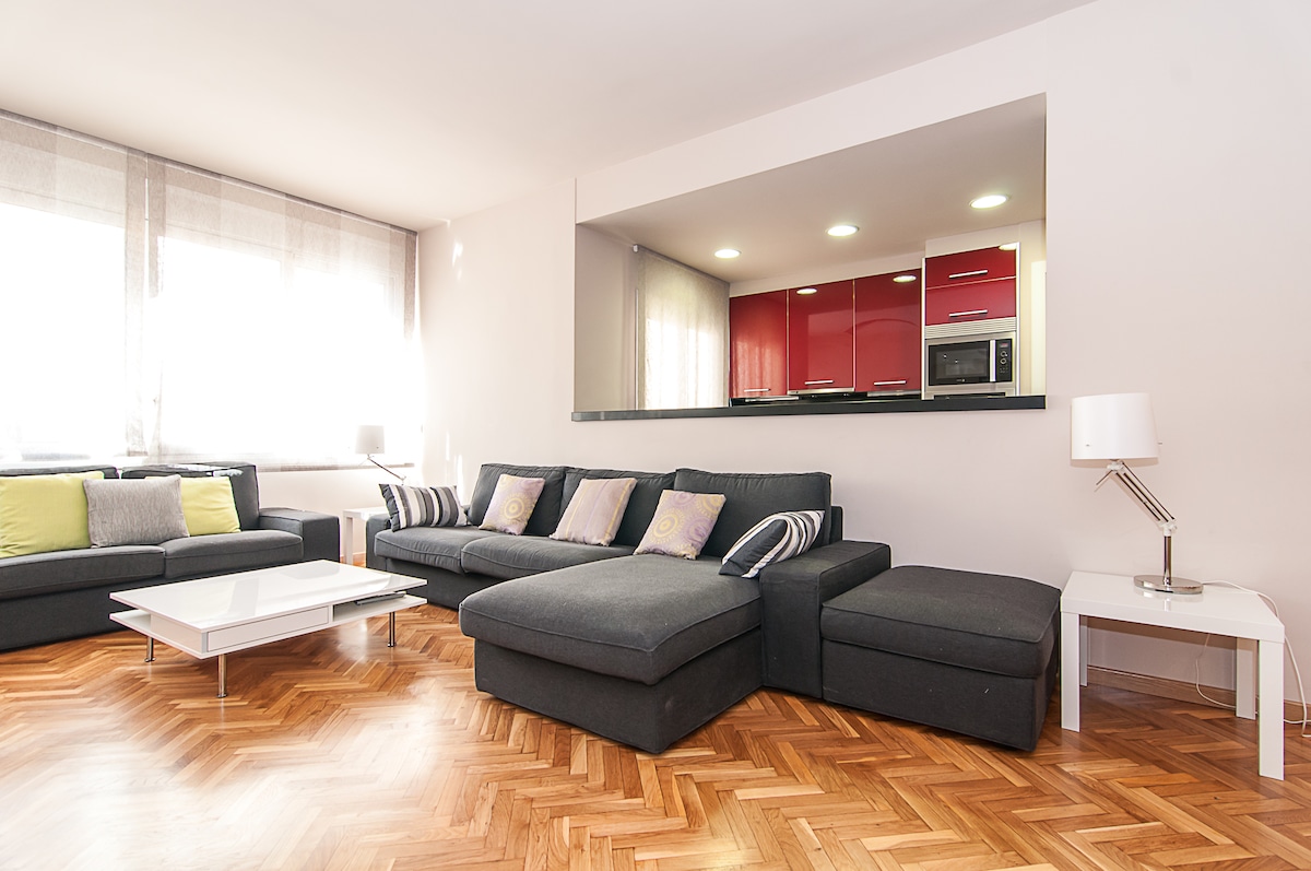 Propriété Airbnb réussie: Apartamento Diagonal - Eixample à Sant Gervasi   Galvany